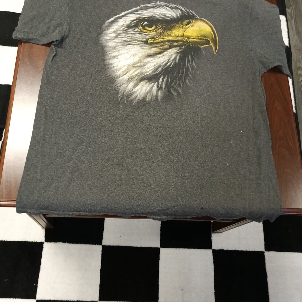 Gray Eagle Graphic Men's Shirt